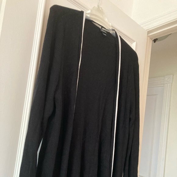 TORRID Open Cardigan Black with White Trim Knit Long Line Women's Size 2 (2X) - Picture 10 of 10